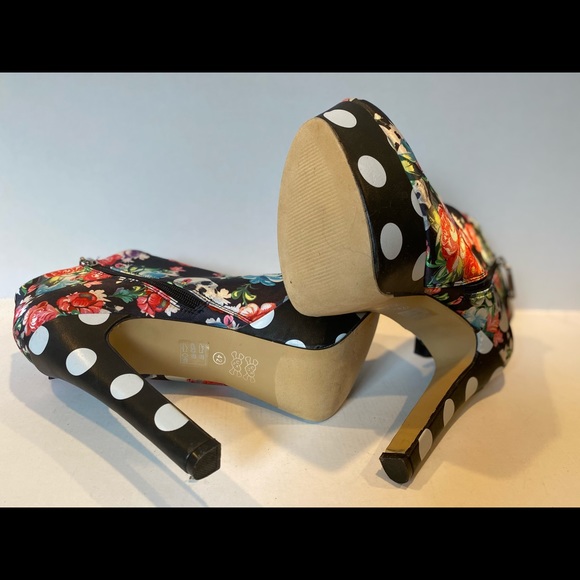 NWOT IRON FIST PLATFORM HEELS (fits like a sz 10) - Picture 2 of 3